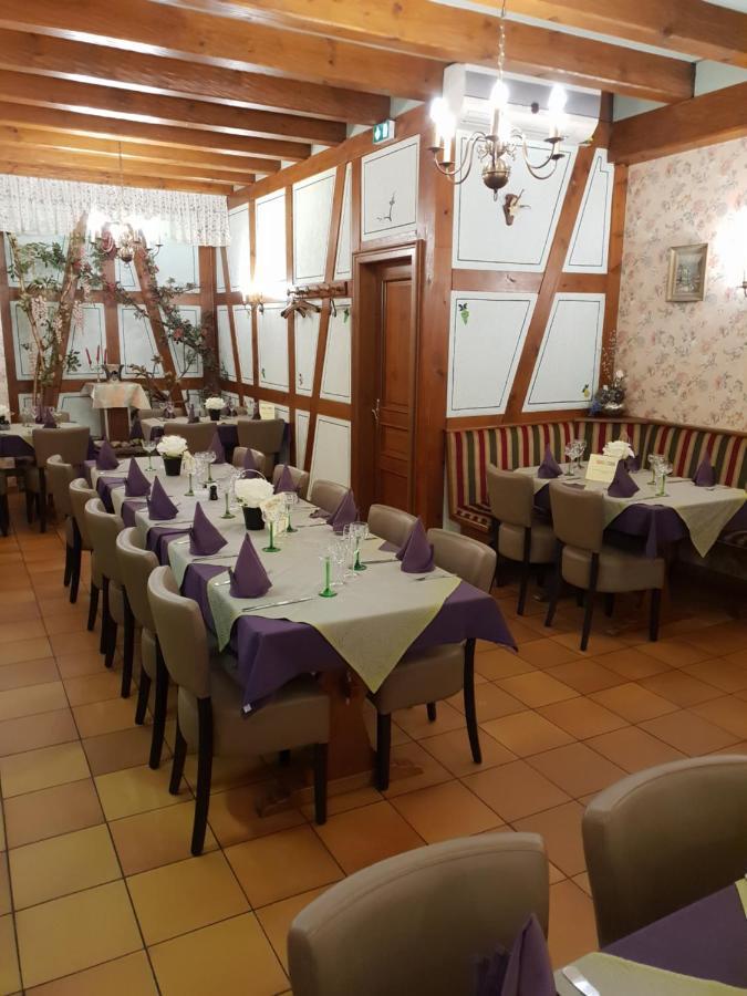 Logis Hotel Restaurant Hostellerie De L'Etoile Wasselonne Exteriör bild